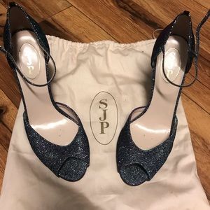 Sarah Jessica Parker heels